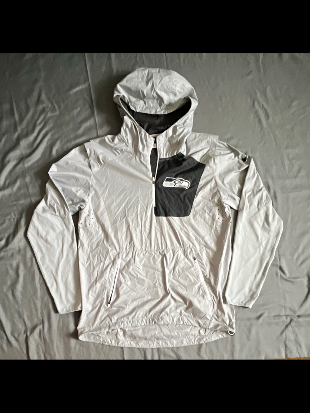 Nike Seattle Seahawks NFL On-Field Hooded Jacket Gray/Black Size M